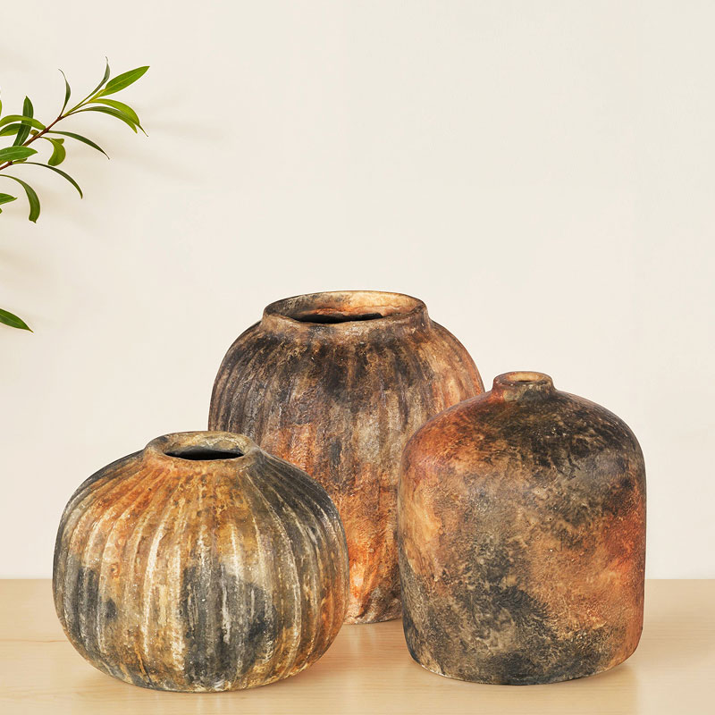 Raw Umber Vases